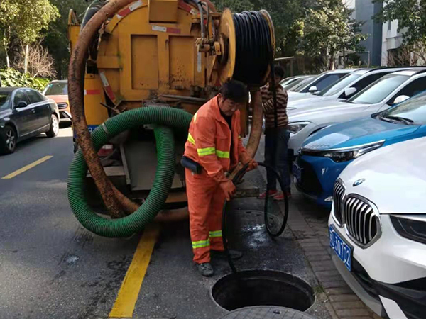 望花排污管道清淤