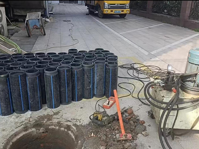 望花PE置换管厂家 DN315置换管 非开挖管短管置换